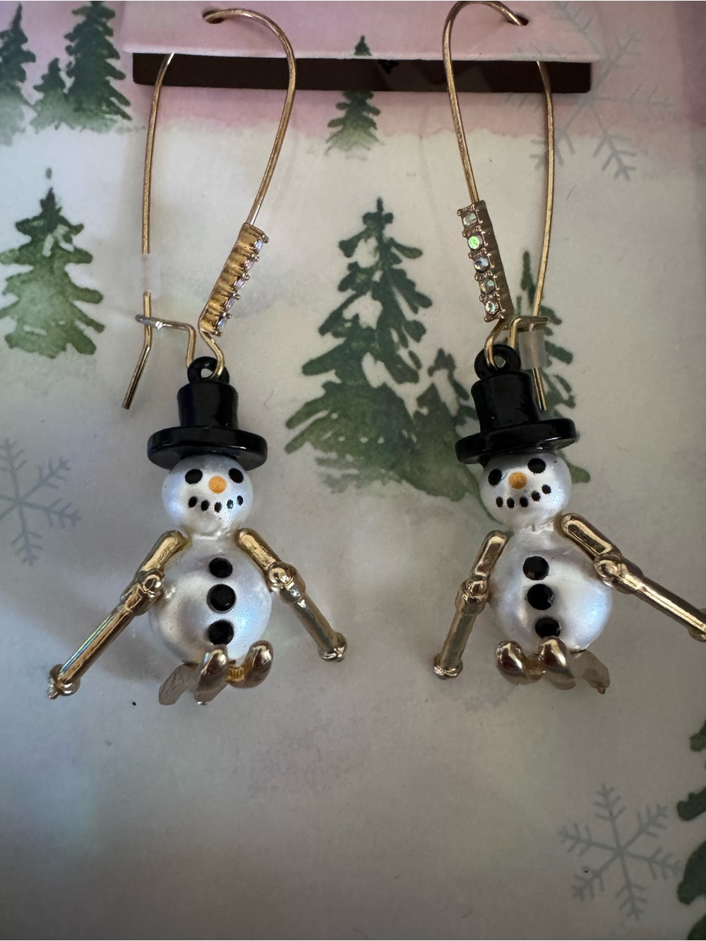 NEW NWT! Betsey Johnson Snowman Snowmen with Skis Earrings for Christmas Holiday - Picture 4 of 5